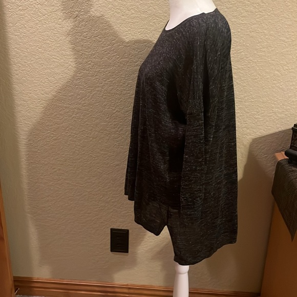 JCrew women’s tunic sweater.  Great condition - Picture 2 of 5